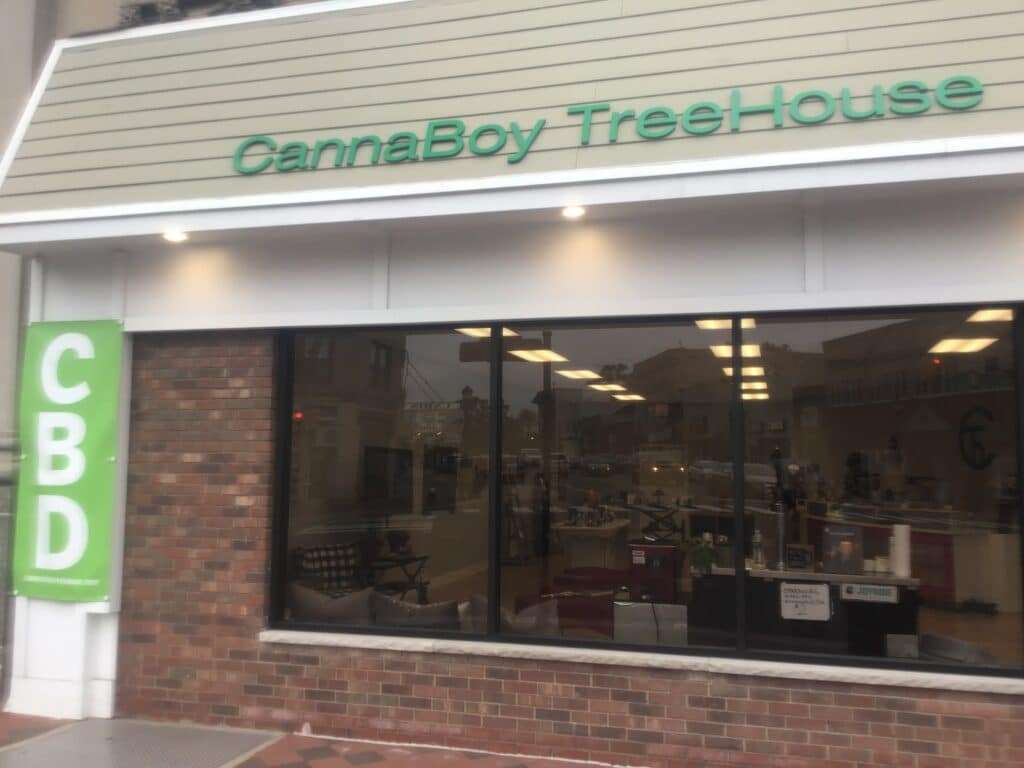 Storefront of CannaBoy TreeHouse CBD