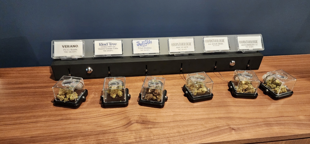 bud bar at Nile dispensary