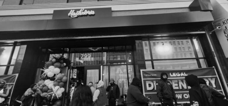 Hashstoria dispensary of Newark Raekown